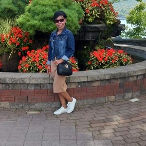 Meet your Posher, Alma